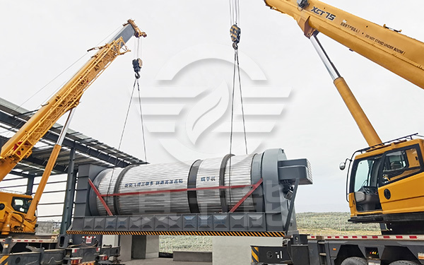 制藥污泥烘干機(jī)吊裝發(fā)貨 制藥污泥烘干機(jī)吊裝發(fā)貨